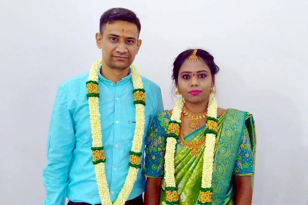 Telugu Brahmin and Kannada Brahmin matrimony success couple — for Smartha Brahmin, Madhwa Brahmin, Sri Vaishnava Brahmin, Iyengar Brahmin and Iyer Brahmin families from Hyderabad Telangana