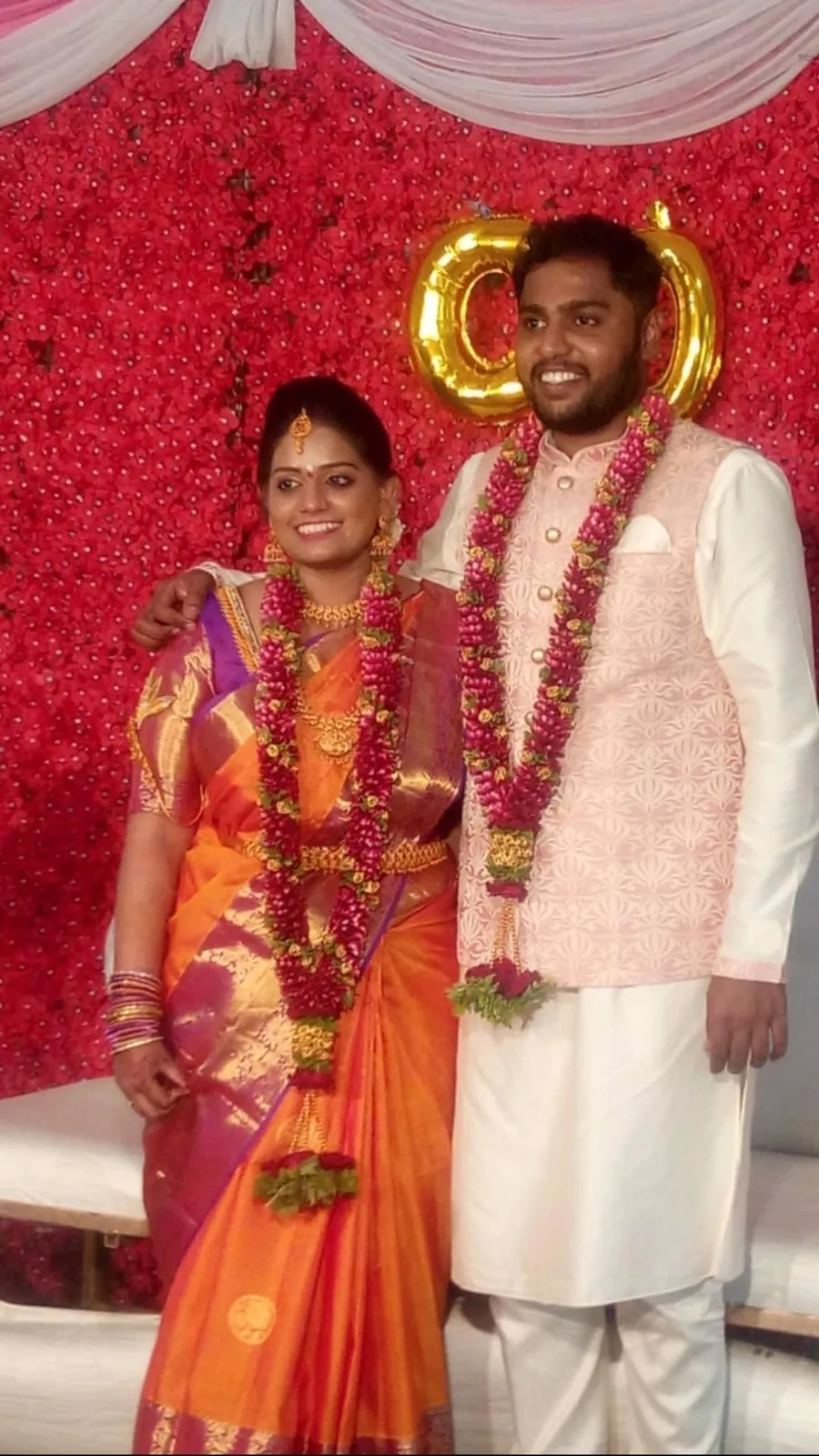 Konkani Brahmin and Kannada Brahmin matrimony success couple — for Smartha Brahmin, Madhwa Brahmin, Sri Vaishnava Brahmin, Iyengar Brahmin and Iyer Brahmin families from Karnataka India